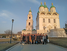 Участники обучающего мероприятия по работе в ИУС НК в ООО "Газпром добыча Астрахань" на экскурсии в Астраханском кремле
