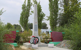 Памятная стела воинам погибшим в Сталинградской битве в годы Великой Отечественной войны 1941-45 гг. в поселке Гумрак Волгоградской области
