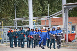 За действиями ведомственных пожарных наблюдают сотрудники ГУ МЧС России по Астраханской области