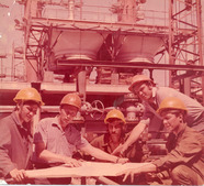 Монтаж установки гидроочистки на АГПЗ. 1980-е гг.