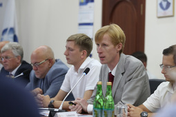 С докладом выступает заместитель директора Инженерно-технического центра Сергей Идиатулин