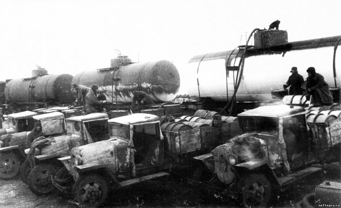 Так заправляли топливом в годы Великой Отечестве5нной войны 1941-1945 гг.