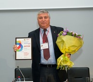 Анатолий Карташов, представитель ООО «Газпром добыча Астрахань» с дипломом победителя