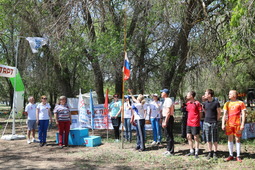 Соревнования стартовали с торжественного поднятия государственного флага Российской Федерации представителями команд-участниц