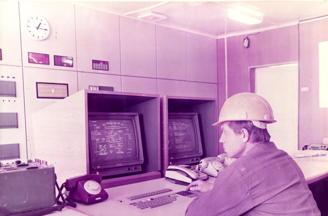 Операторная на Установке предварительной подготовки газа-1, 1987 год