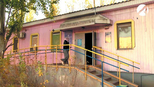 Щитовая поликлиника, построенная ещё в начале 1990-х годов, эксплуатируется до сих пор